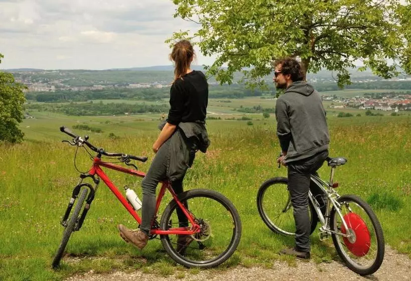 Aamiaismajoitus (B&B) Landhaus Furth8