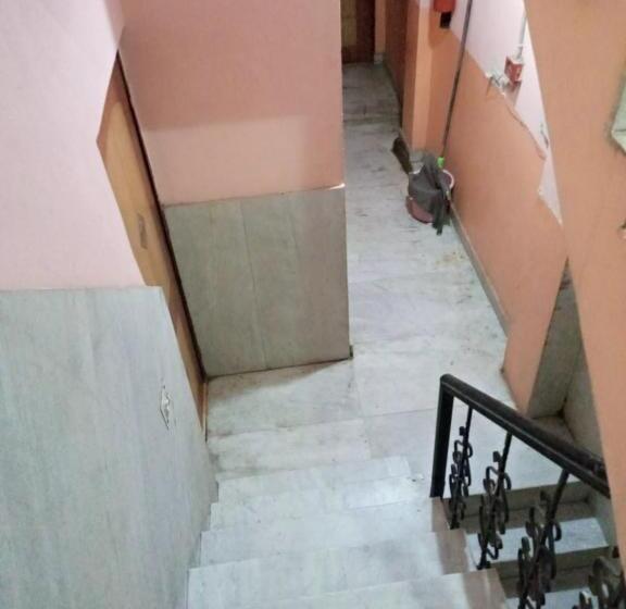 בית מלון כפרי New Lodge By Wb Inn