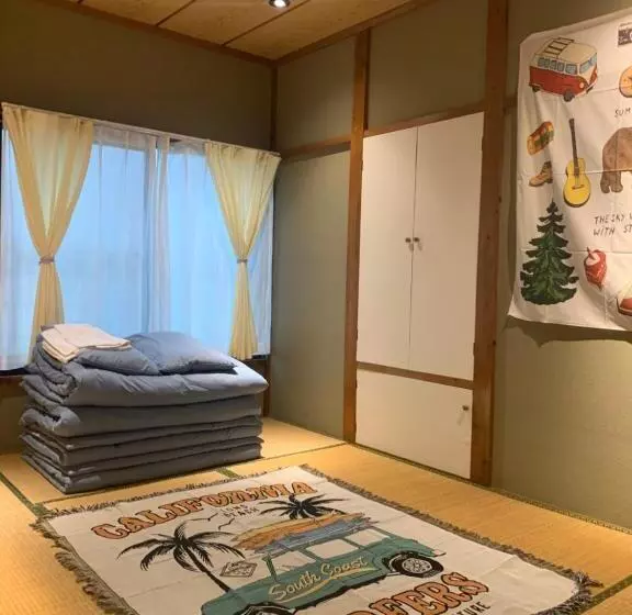 Majatalo 海豚自由 イルカフリー Free Dolphin