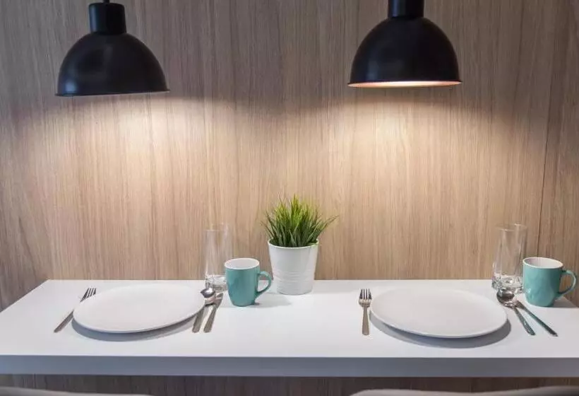 پانسیون Empire Luxury Apartments