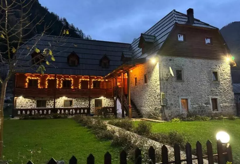 Majatalo Guesthouse Prrockaj Theth