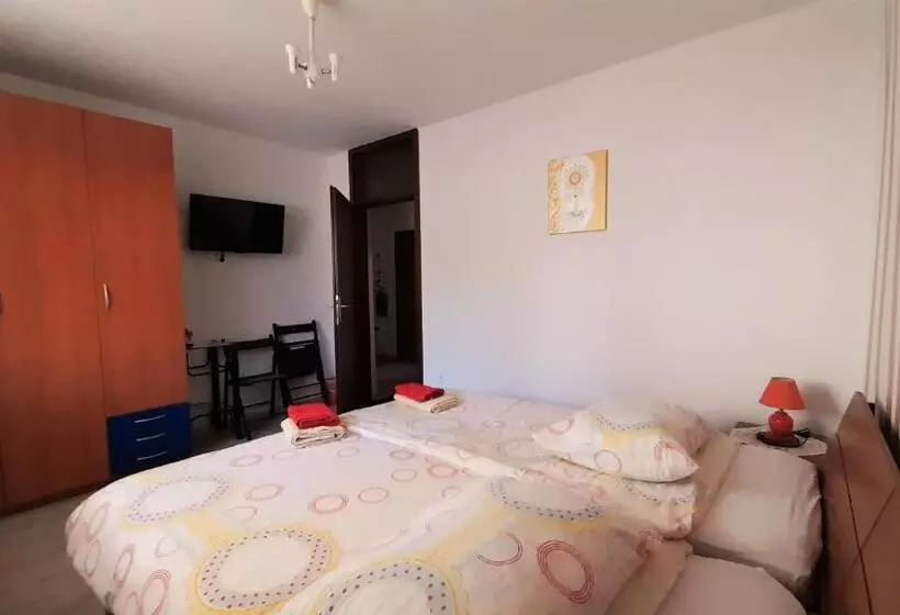 پانسیون Guesthouse Sobe Silva