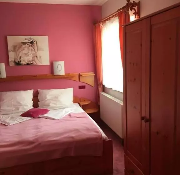 Majatalo Penzion Starojicka Pizza