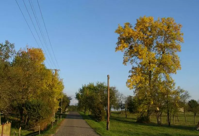 Majatalo őrségi Tornácos Vendégfogadó