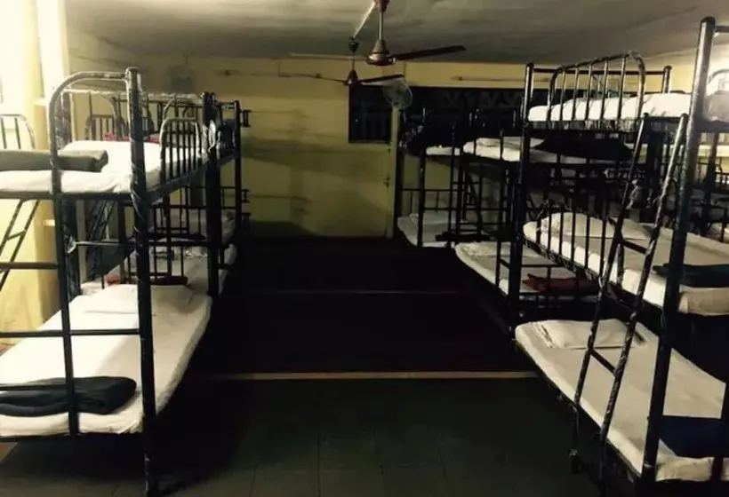 Hotelli Goroomgo Goa Tourist Dormitory Goa