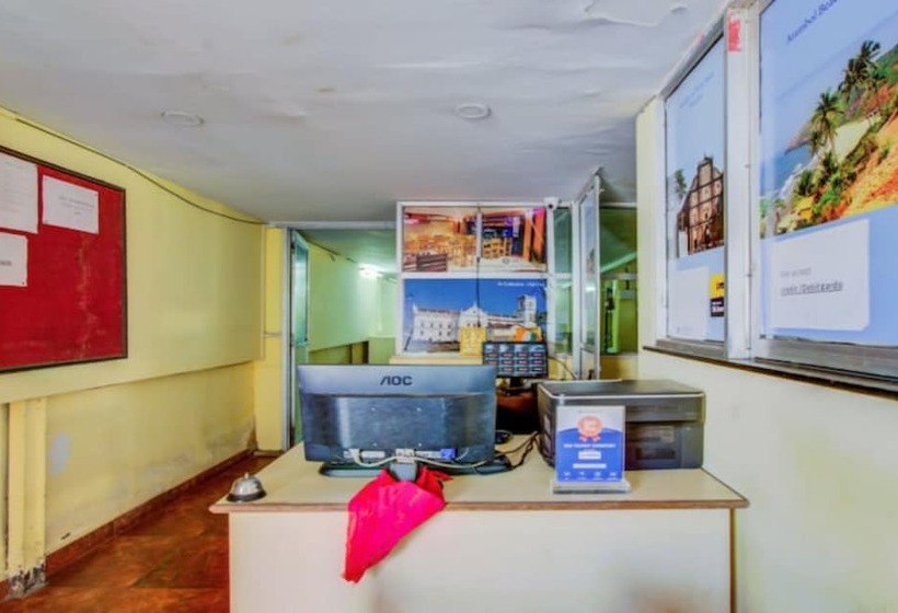 בית מלון כפרי Goroomgo Goa Tourist Dormitory Goa