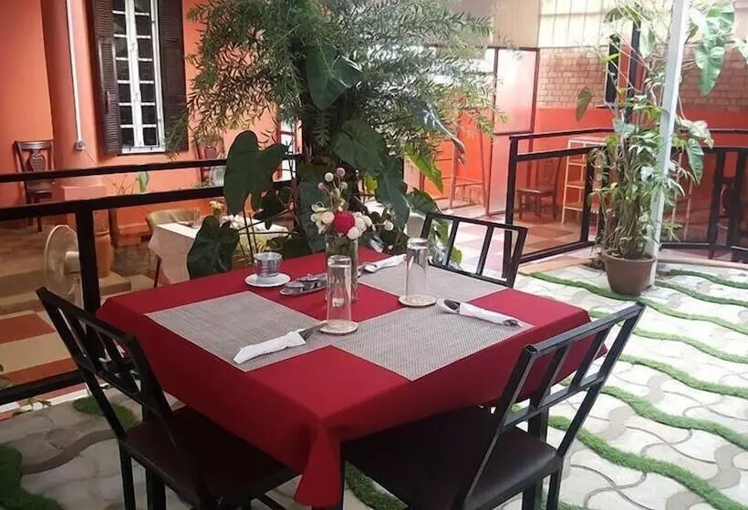 هتل Green Resort Antsakaviro