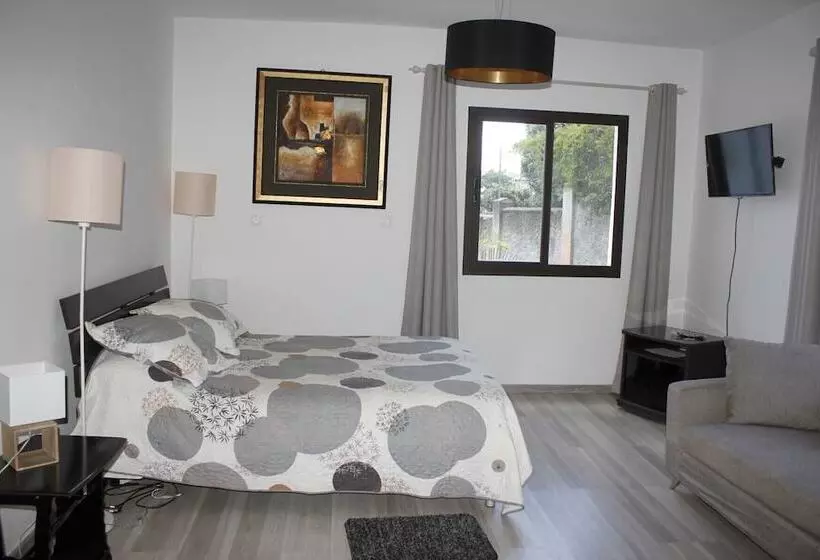 هتل Green Resort Antsakaviro