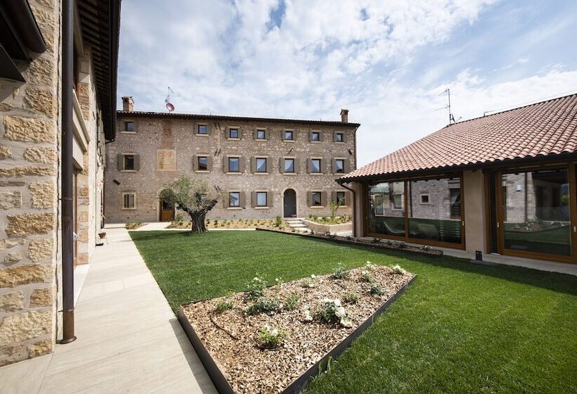 فندق Magari Estates