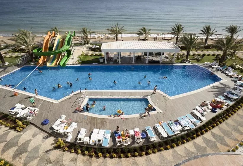 هتل Marvista Deluxe Resort