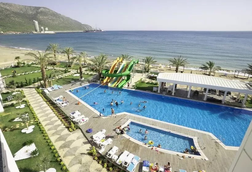 هتل Marvista Deluxe Resort