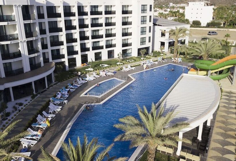 هتل Marvista Deluxe Resort