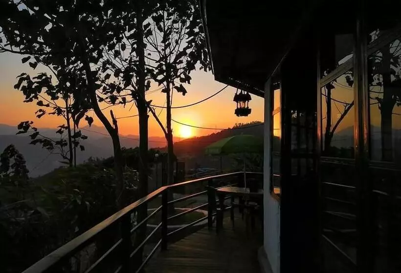 هتل Op Village Resort
