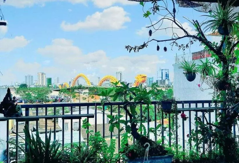 هتل Sena Home