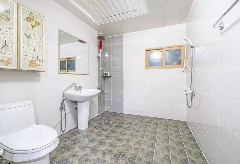 Hotelli Grand Pension