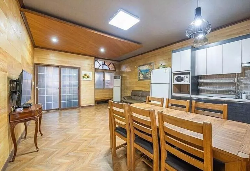 Hotelli Grand Pension