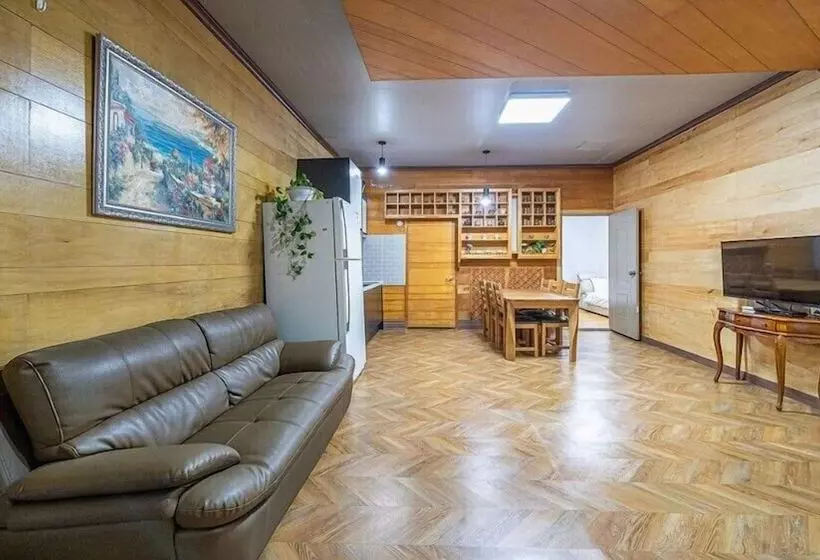 Hotelli Grand Pension