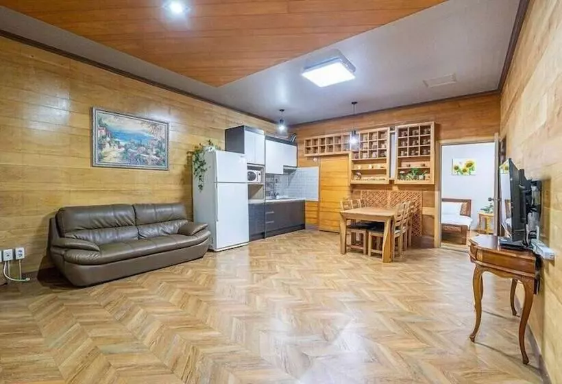 Hotelli Grand Pension