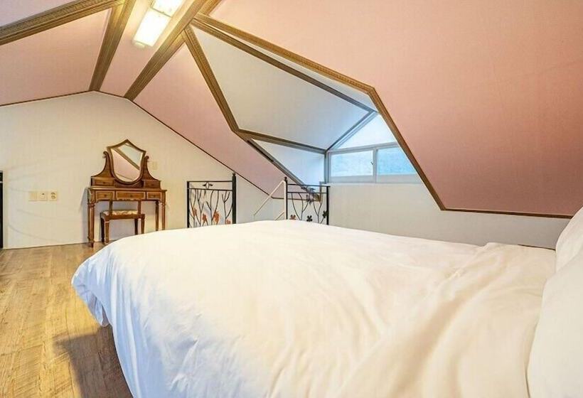 בית מלון כפרי Grand Pension