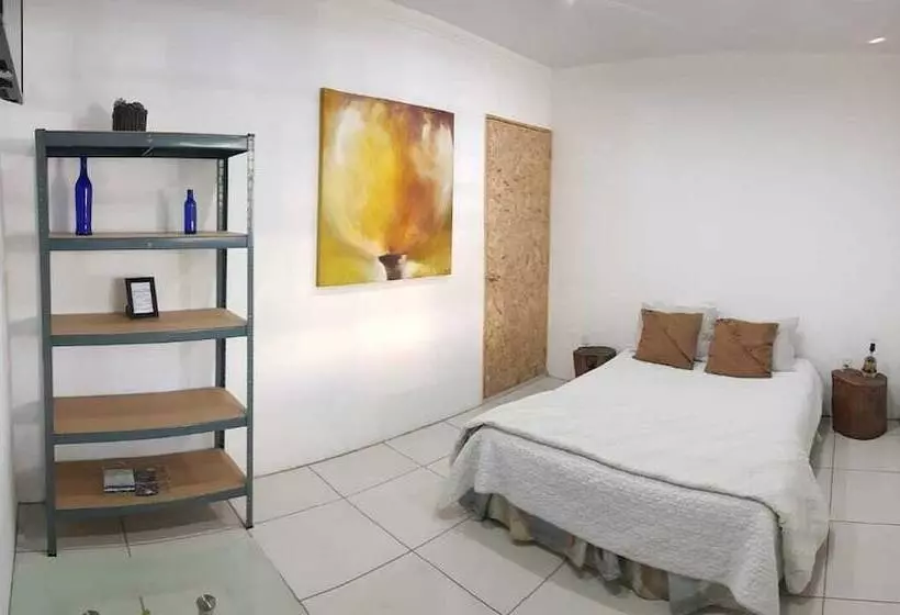 هتل Sab Casa De Huéspedes