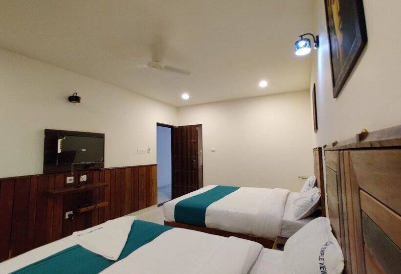 Hotel Velan Temple View