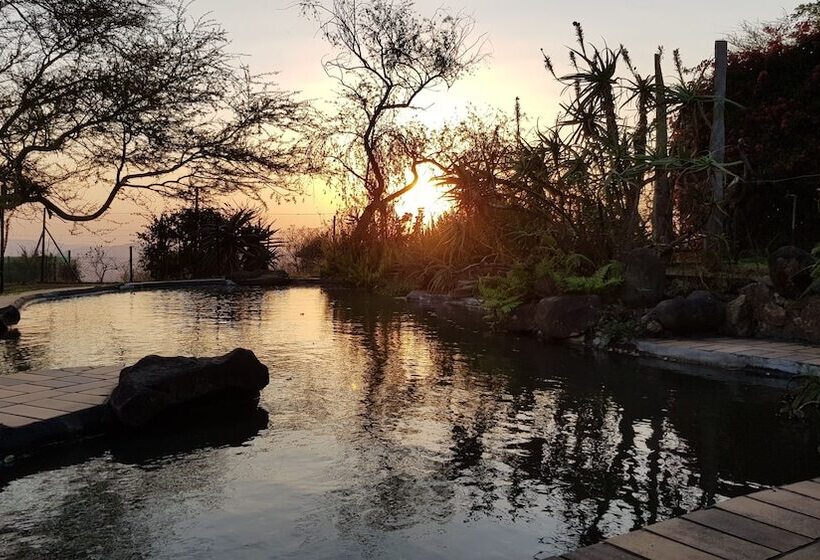 هتل Wide Horizons Mountain Retreat