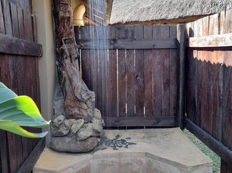 هتل Wide Horizons Mountain Retreat