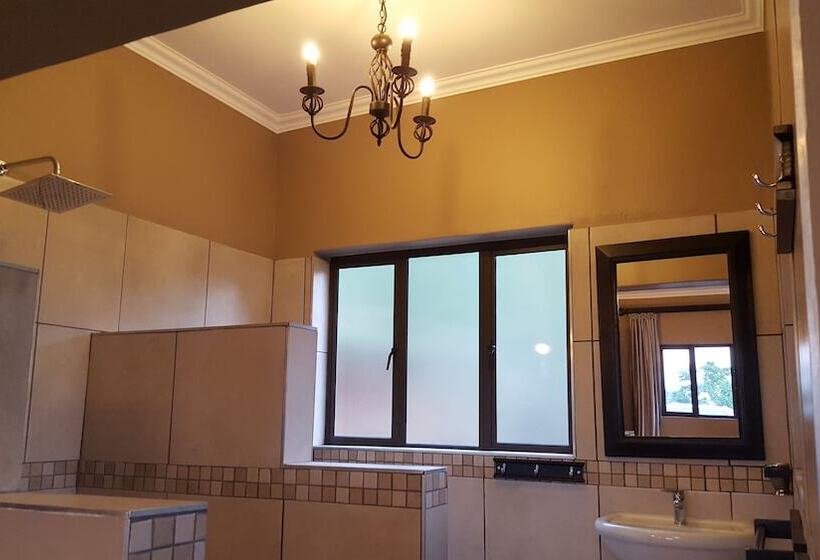 هتل Wide Horizons Mountain Retreat