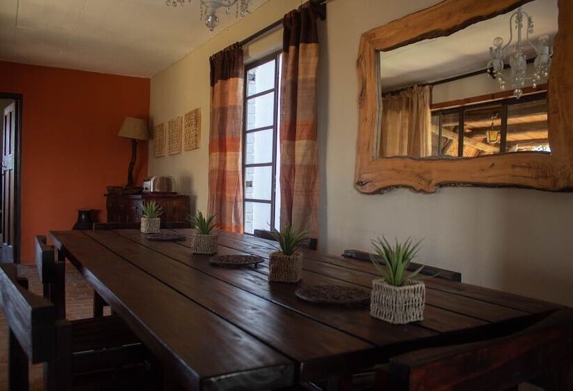 هتل Wide Horizons Mountain Retreat