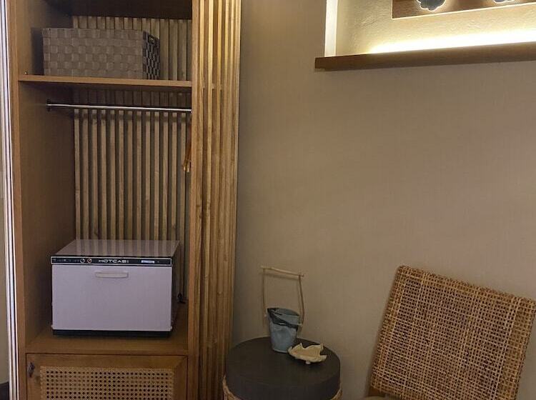 Отель El Jardin De Zaida