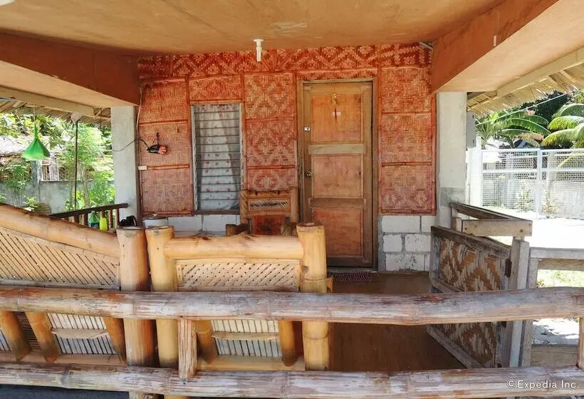 Hotelli Gorion Beach Resort