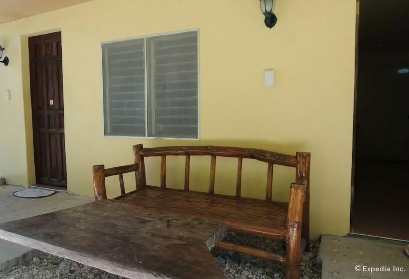 Hotelli Gorion Beach Resort