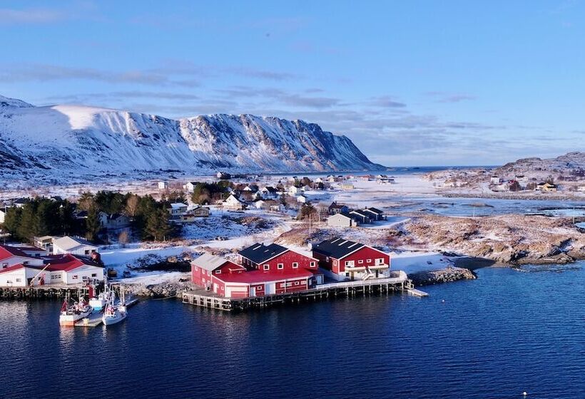 Отель Lydersen Rorbuer Hostel And Apartments Kvalvika And Rytten
