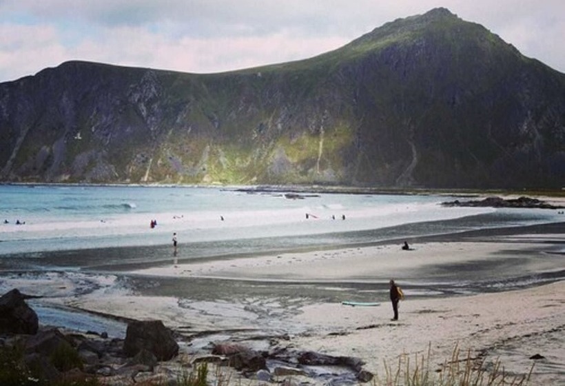 Отель Lydersen Rorbuer Hostel And Apartments Kvalvika And Rytten