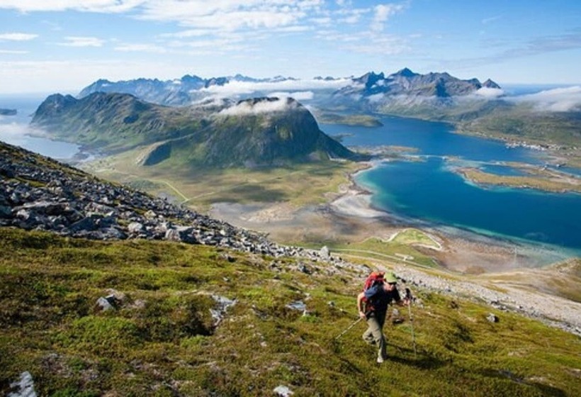 Отель Lydersen Rorbuer Hostel And Apartments Kvalvika And Rytten
