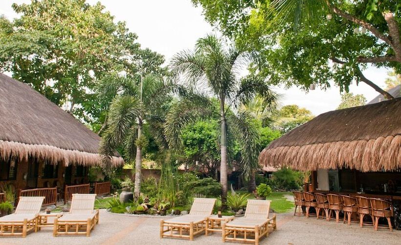 酒店 Nabulao Beach And Dive Resort