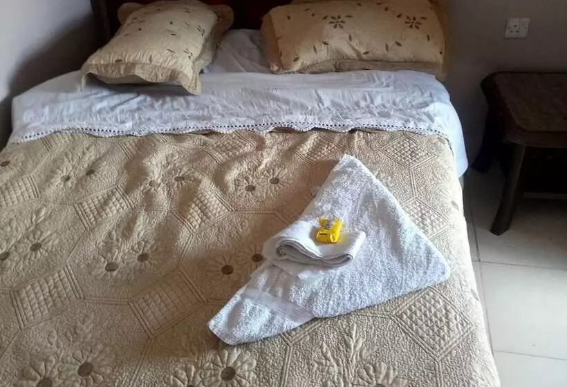 هتل 2030 Guest House