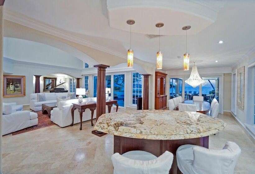 فندق Coconut Walk