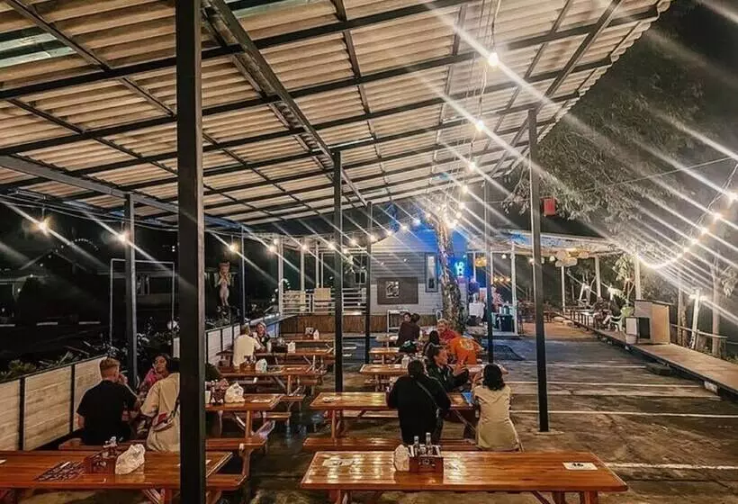 Hotelli K Bunk Hostel Pai Walking Street