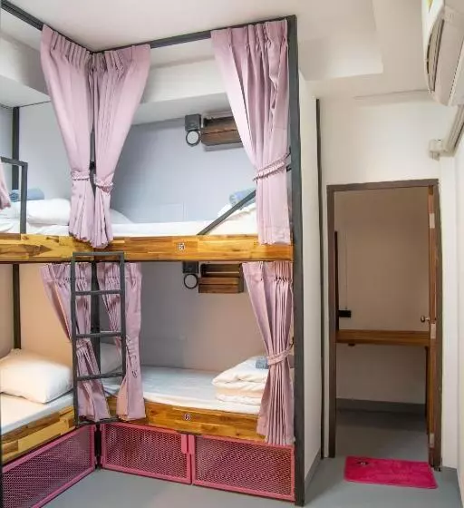 Hotelli K Bunk Hostel Pai Walking Street