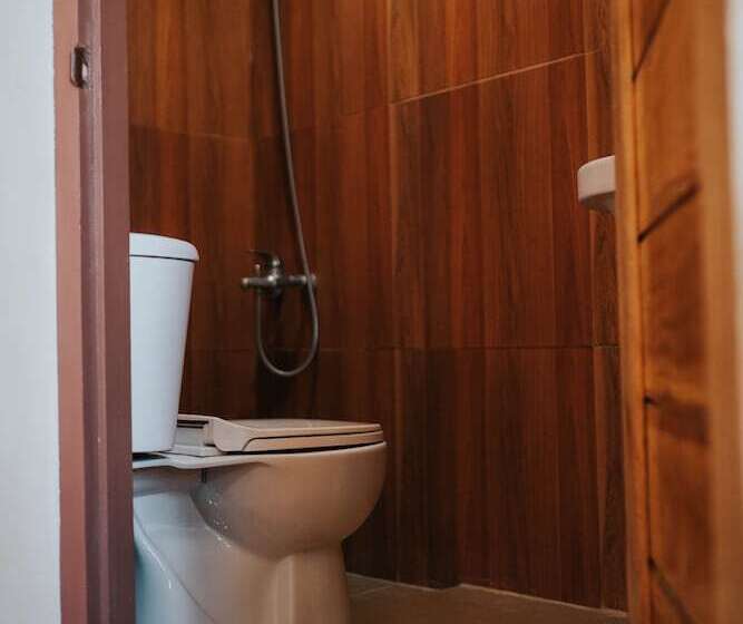 Отель Reddoorz @ 4ks Pension House Bogo City Cebu