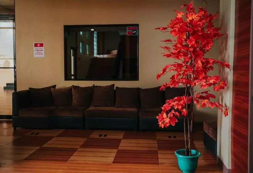 Hotelli Reddoorz @ 4ks Pension House Bogo City Cebu