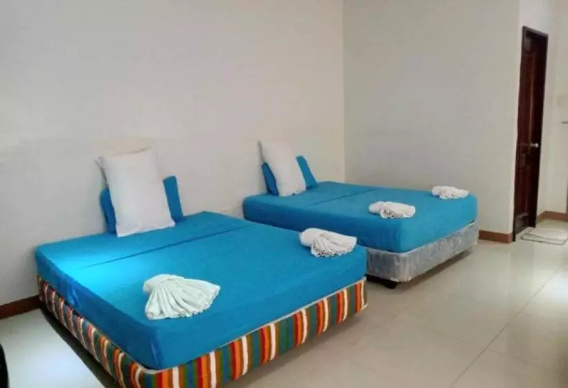 Hotelli Reddoorz @ 4ks Pension House Bogo City Cebu