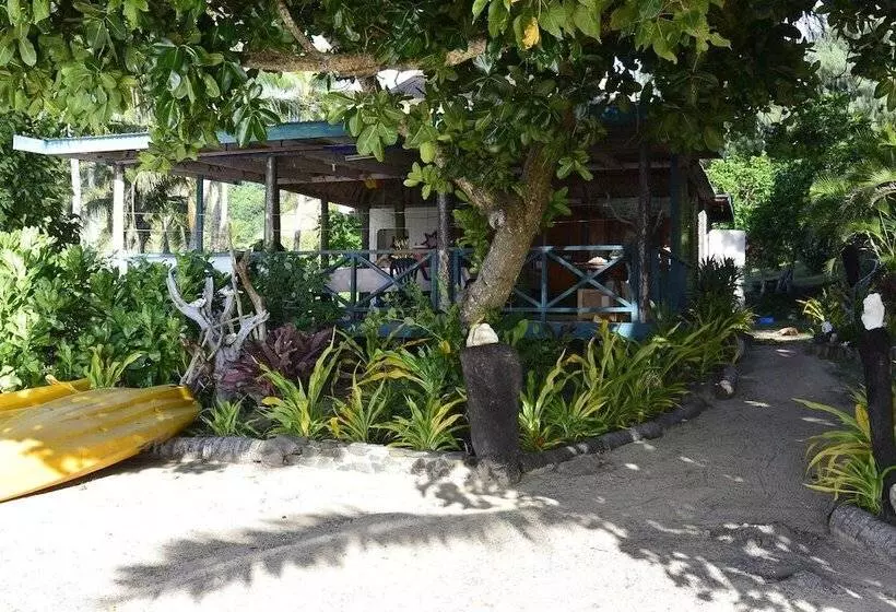 Hotelli Waitui Basecamp   Hostel