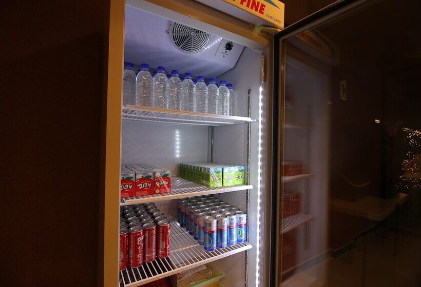 בית מלון כפרי 701