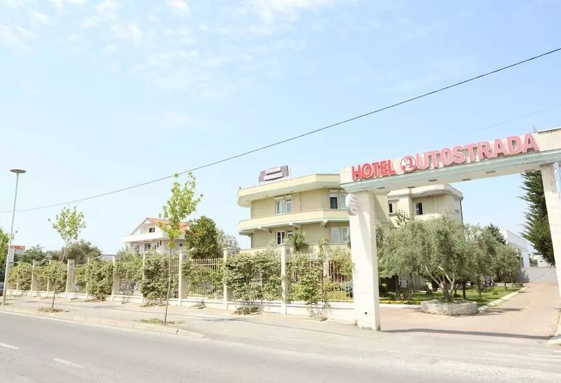 ホテル Autostrada