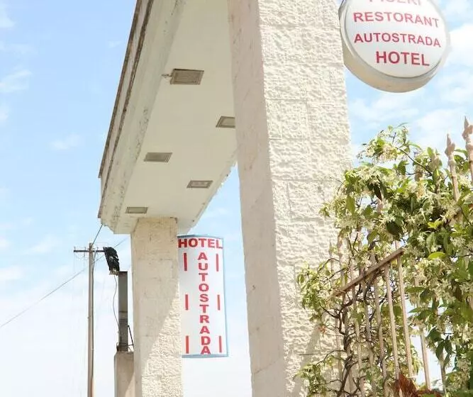 ホテル Autostrada