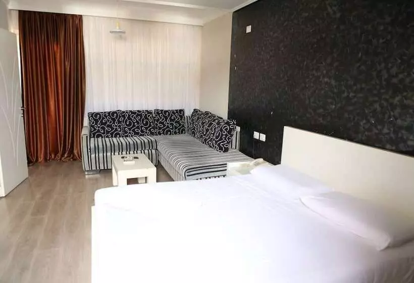 ホテル Autostrada