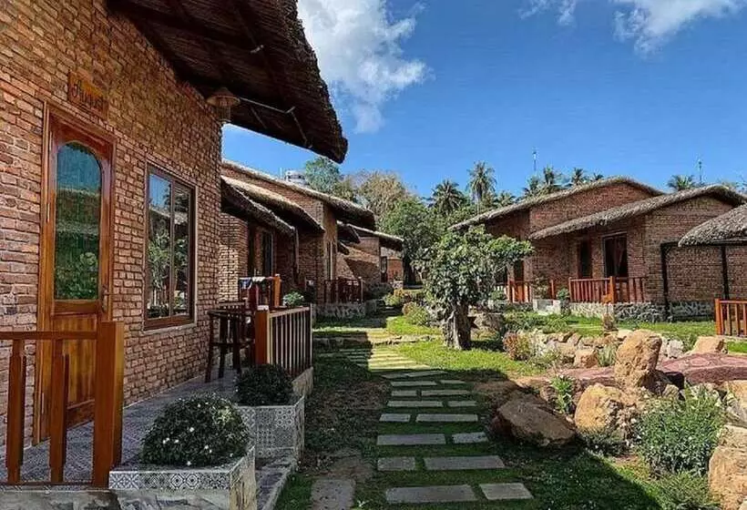 هتل Cottages Resort  Ong Lang Beach