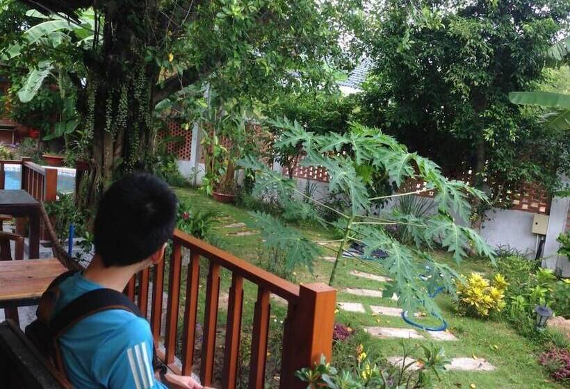 هتل Cottages Resort Ong Lang Beach